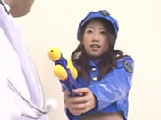 診察室 男醫生給M女擴穴手摳